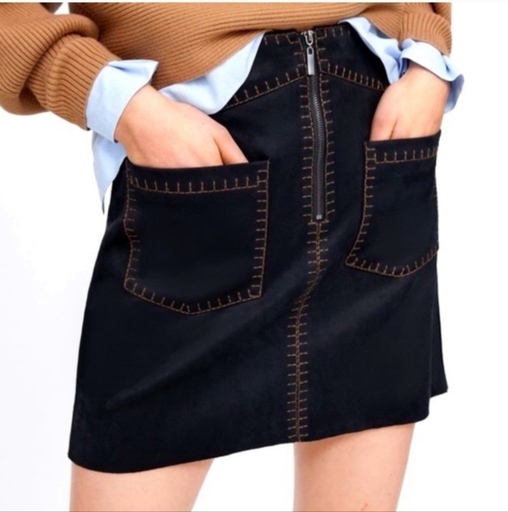 Zara Black Pencil Mini Skirt for Casual Wear - Picture 4 of 11